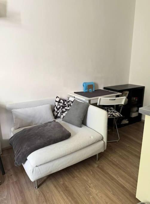 Cozy Karlin Apartment Prague Ngoại thất bức ảnh
